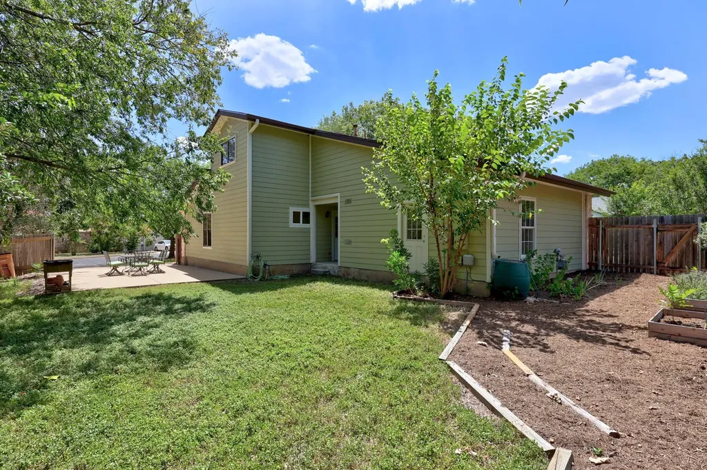 1910 Mirabeau Street Austin TX 78727