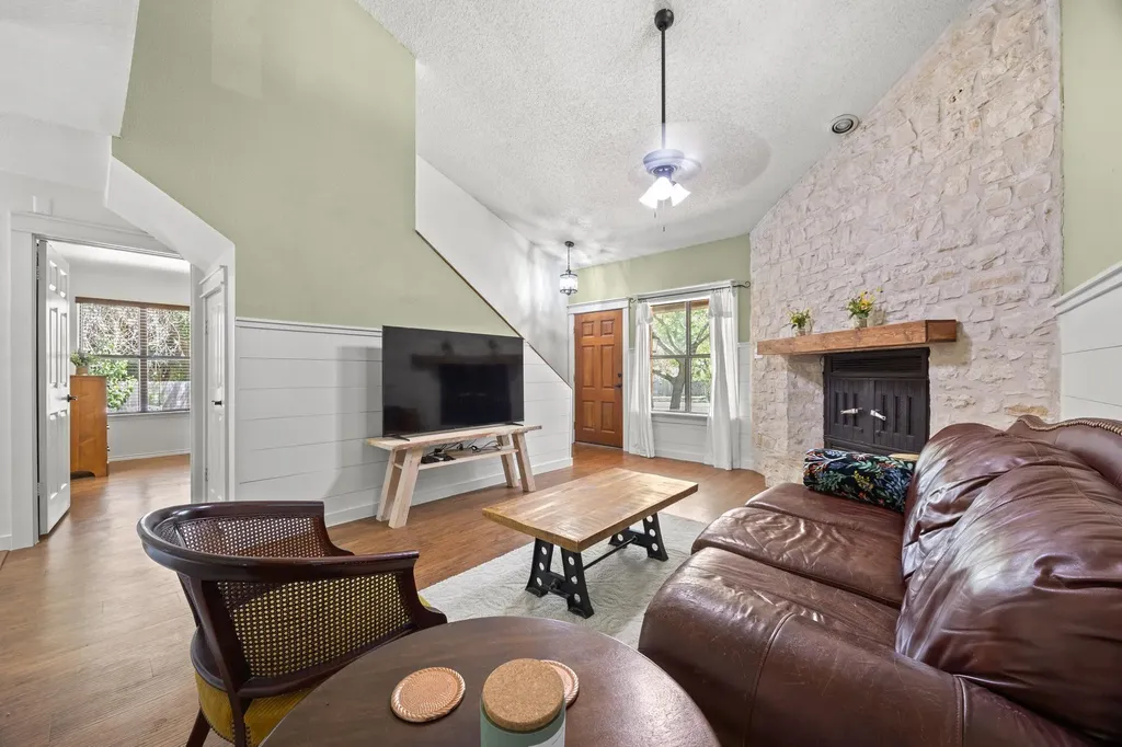 1910 Mirabeau Street Austin TX 78727