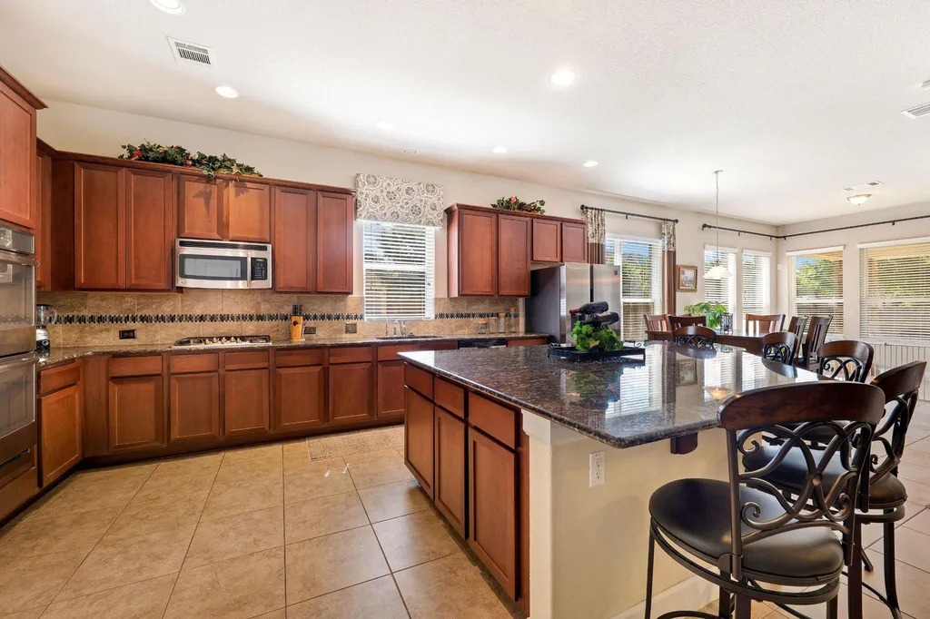 101 Canyon Lake Lane Georgetown TX 78628