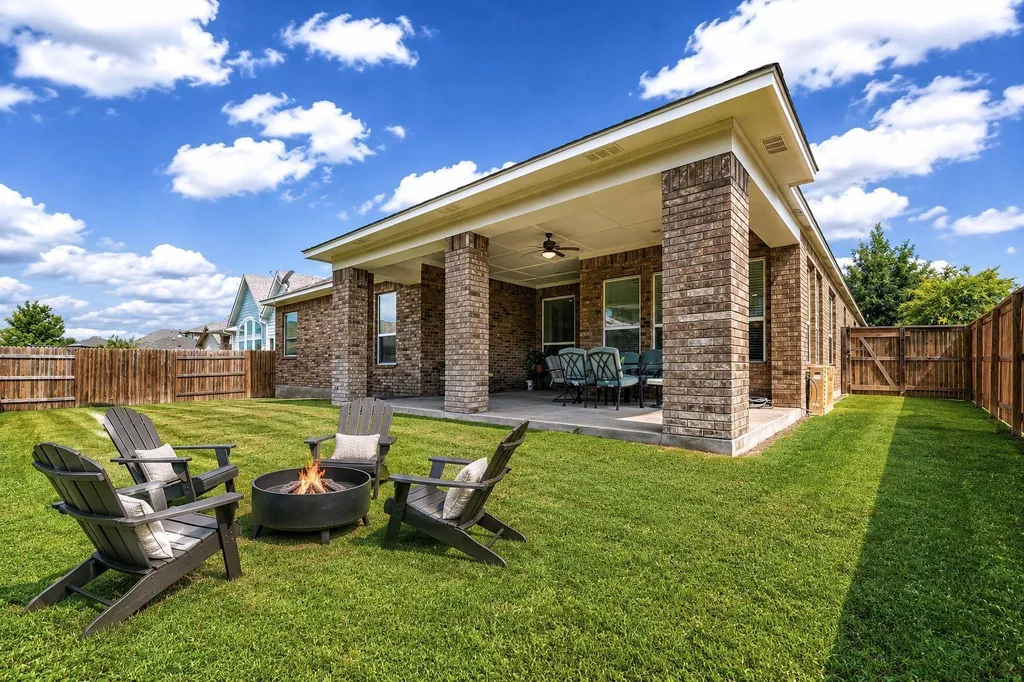 101 Canyon Lake Lane Georgetown TX 78628