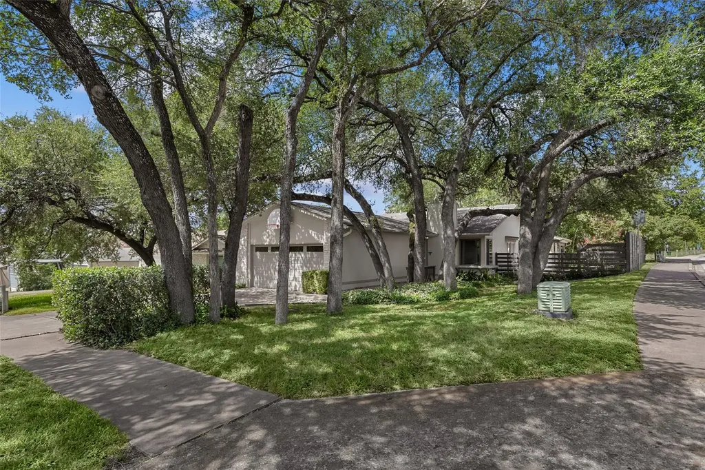 3211 Canter Lane Austin TX 78759