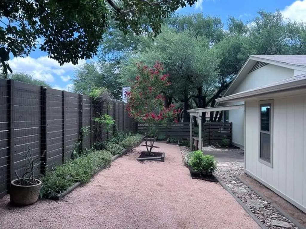 3211 Canter Lane Austin TX 78759