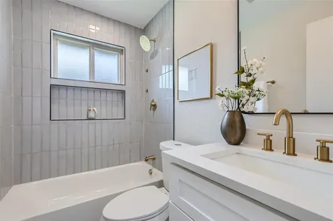 11601 Quarter Horse Trail Austin TX 78750