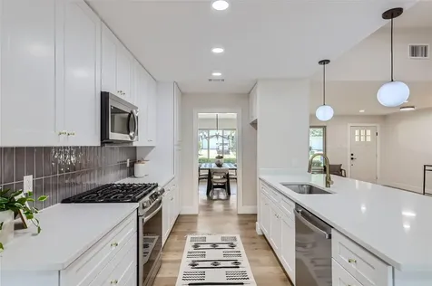 11601 Quarter Horse Trail Austin TX 78750