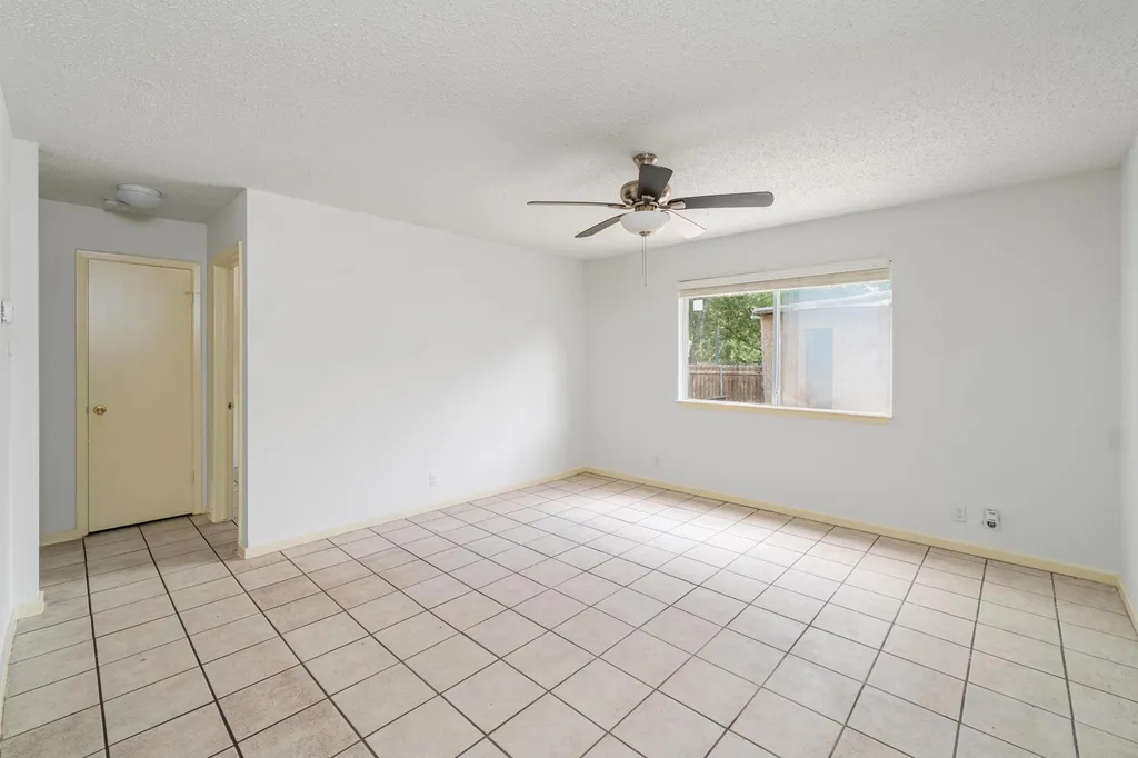5006 Cape Verde Cove Austin TX 78744