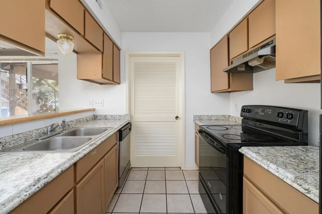5006 Cape Verde Cove Austin TX 78744
