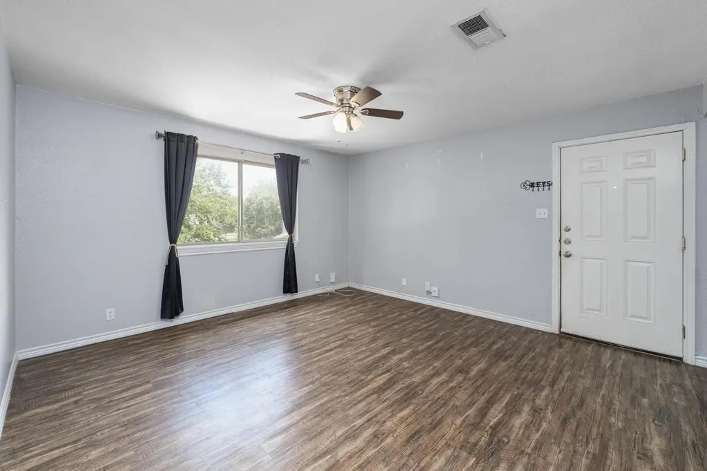 5006 Cape Verde Cove Austin TX 78744