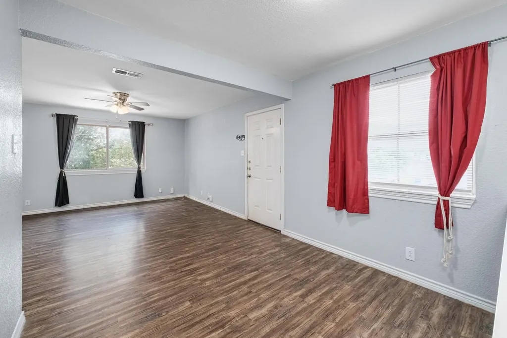 5006 Cape Verde Cove Austin TX 78744