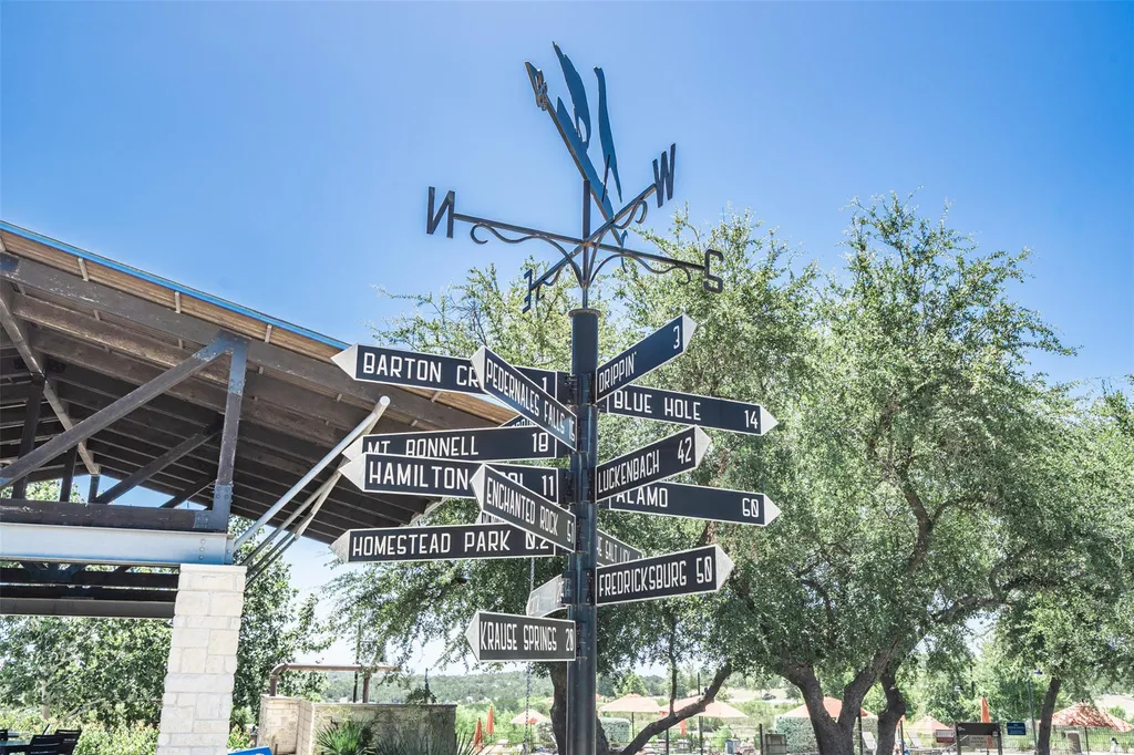 576 Sage Thrasher Circle Dripping Springs TX 78620