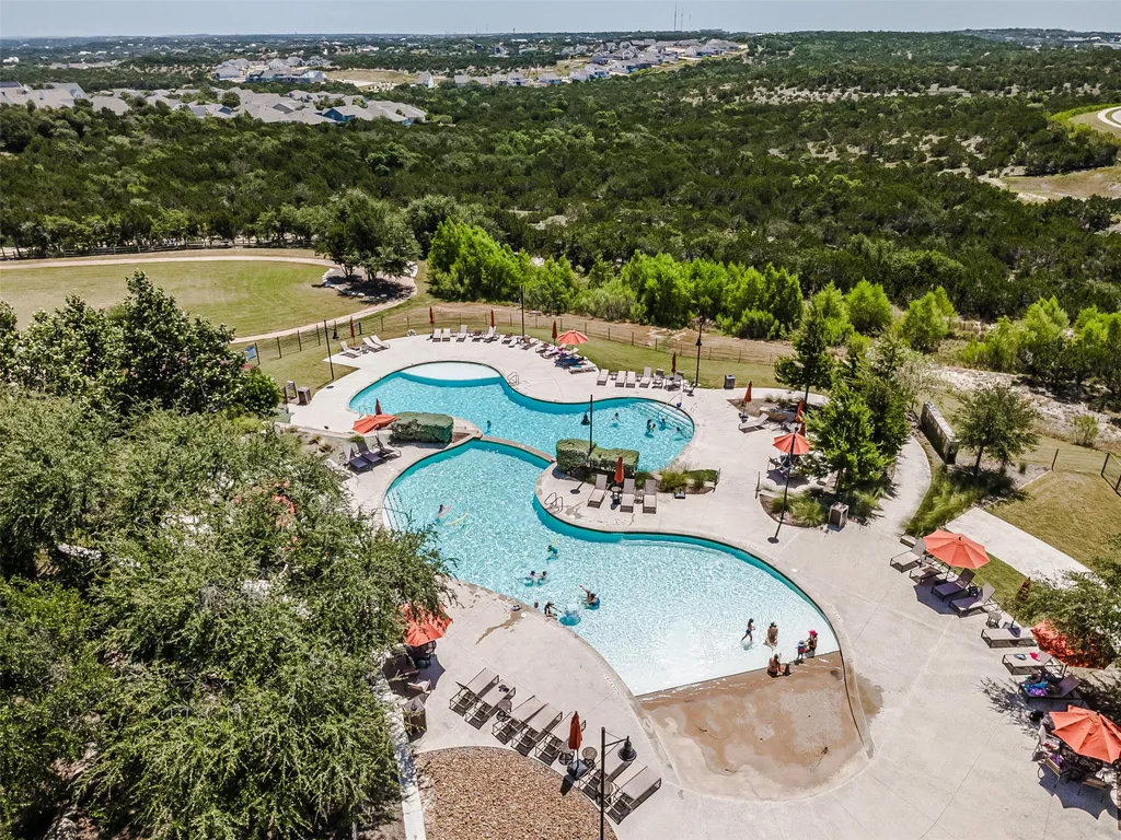 576 Sage Thrasher Circle Dripping Springs TX 78620