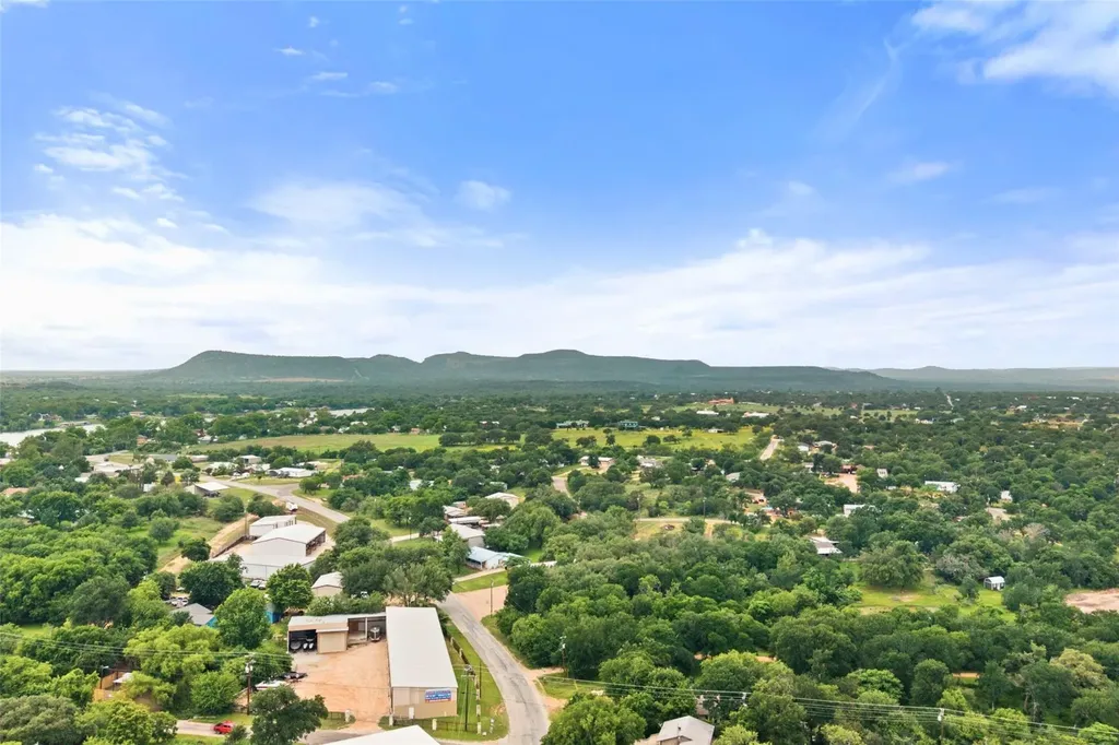 1625 Packsaddle Trail Kingsland TX 78639