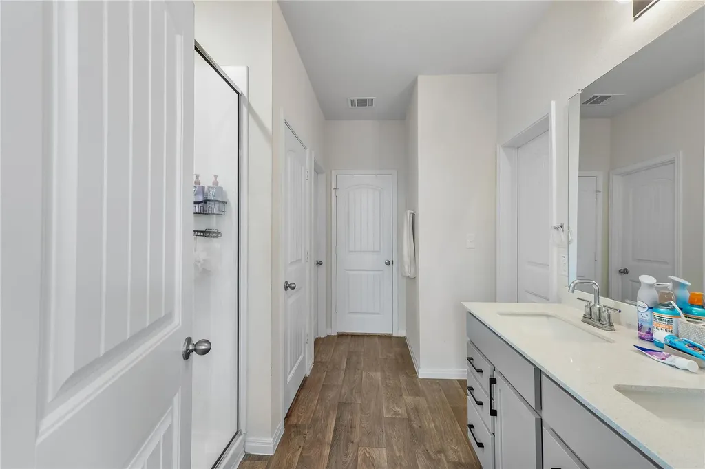 217 Evergreen Sumac Loop Kyle TX 78640