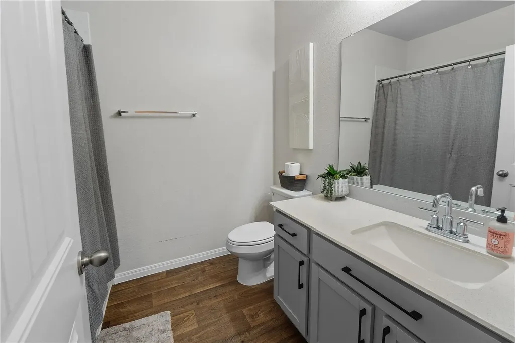 217 Evergreen Sumac Loop Kyle TX 78640
