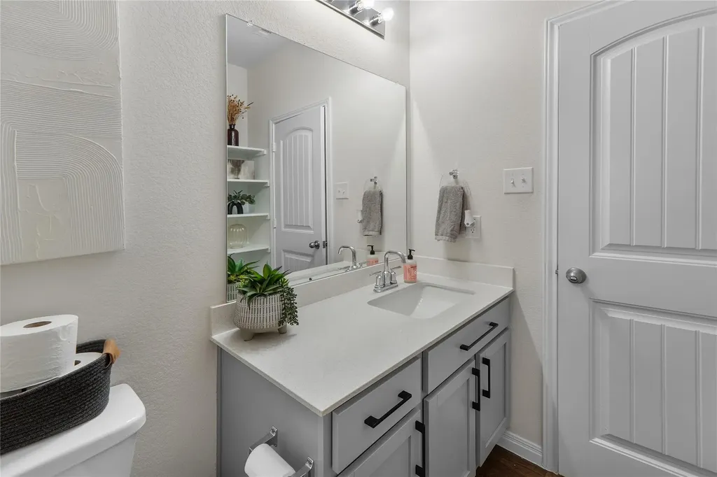 217 Evergreen Sumac Loop Kyle TX 78640