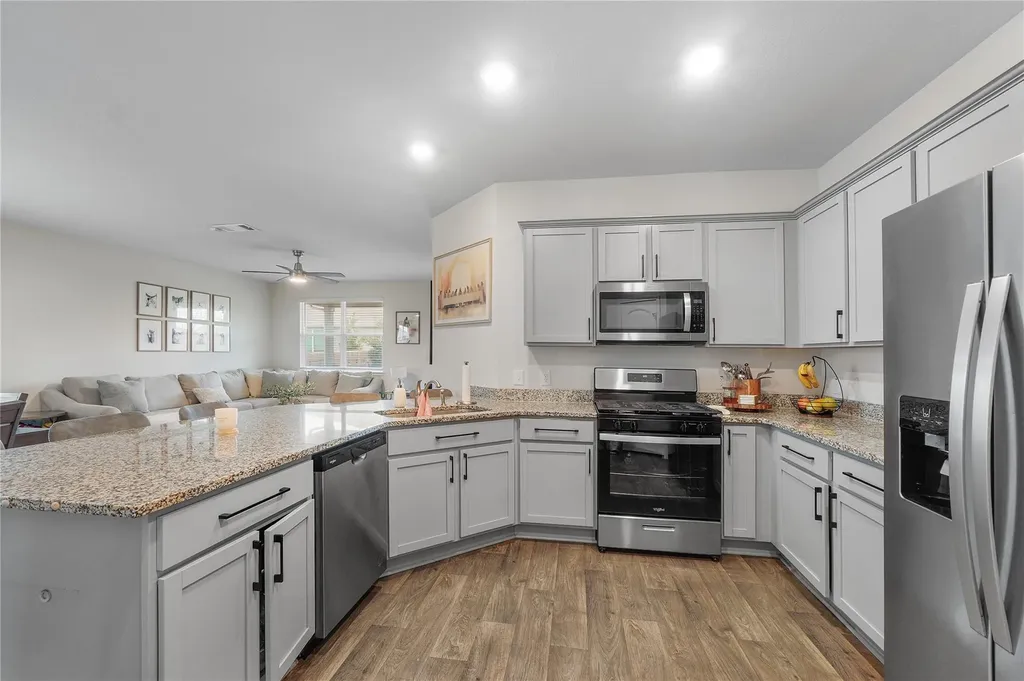 217 Evergreen Sumac Loop Kyle TX 78640