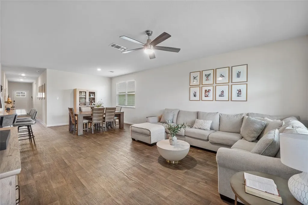 217 Evergreen Sumac Loop Kyle TX 78640