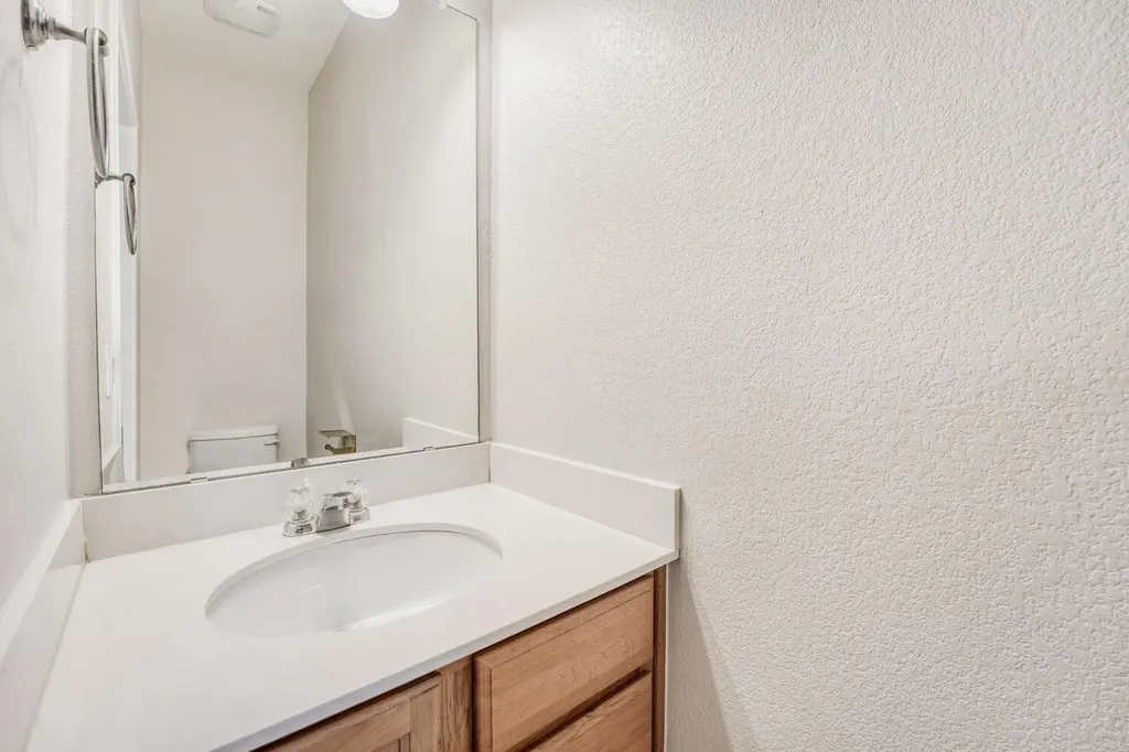 11209 Drumellan Street Austin TX 78754