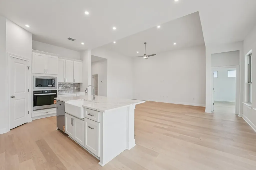 243 Tenny Lane Kyle TX 78640