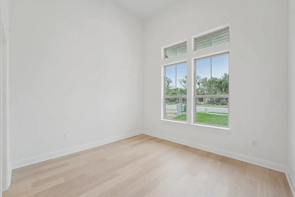 243 Tenny Lane Kyle TX 78640