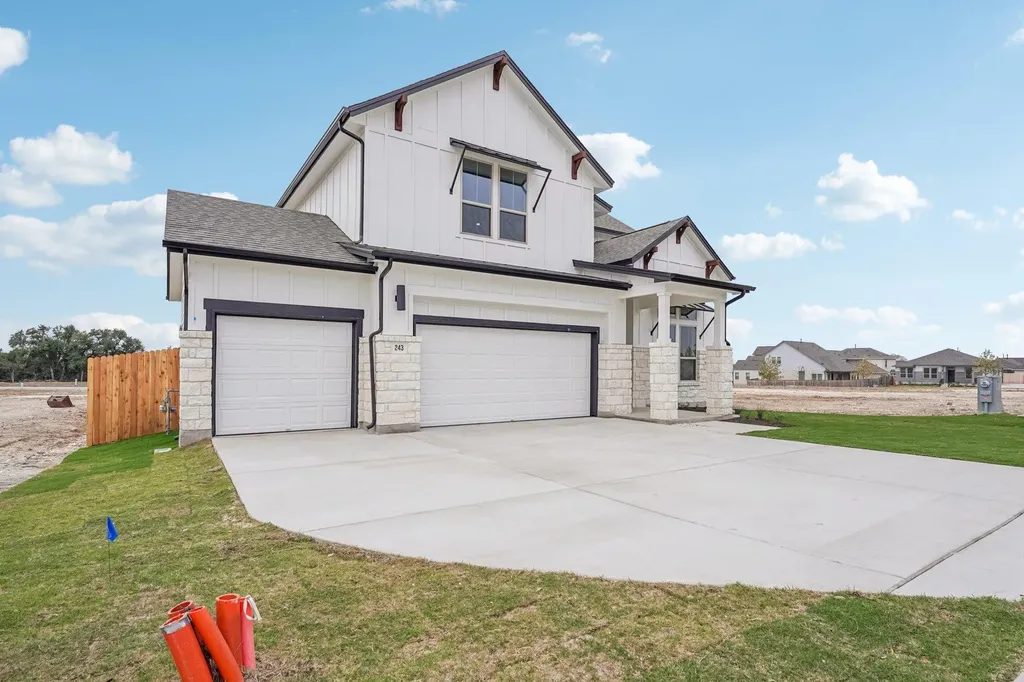 243 Tenny Lane Kyle TX 78640