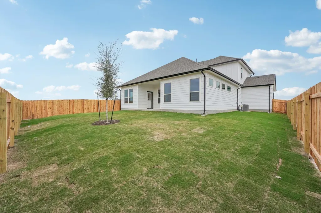 243 Tenny Lane Kyle TX 78640