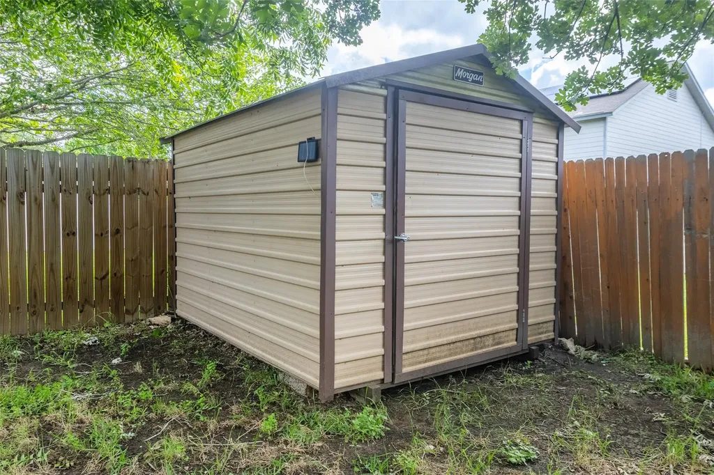 7504 Redrick Drive Austin TX 78747