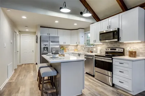 18418 Lakeland Drive Lago Vista TX 78645