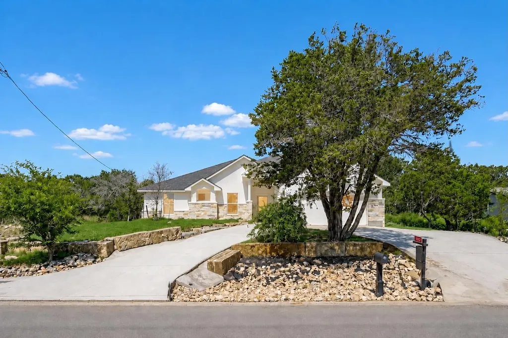 20714 Northland Drive Lago Vista TX 78645
