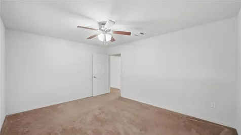 369 Young School House Road Smithville TX 78957