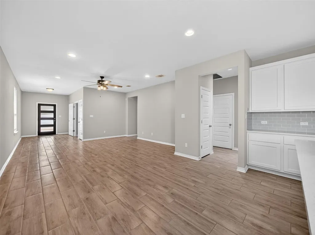 521 Rearing Mare Pass Georgetown TX 78626