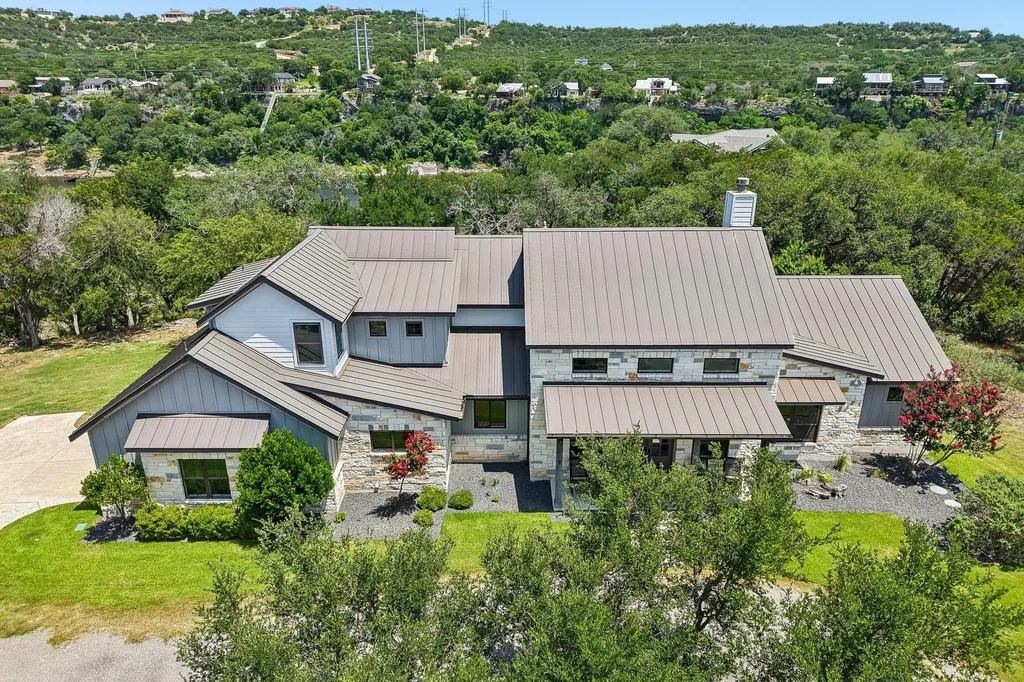 2203 Improver Road Spicewood TX 78669