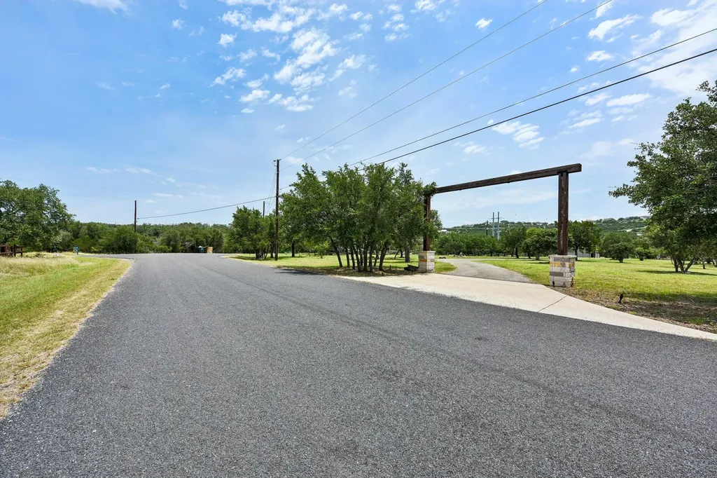 2203 Improver Road Spicewood TX 78669
