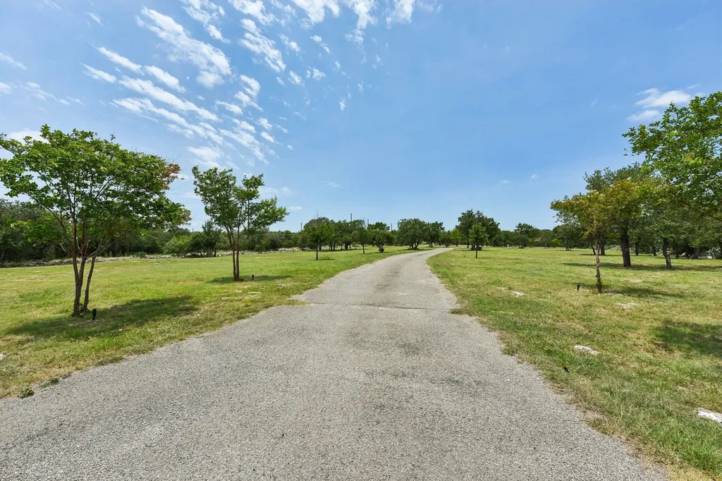 2203 Improver Road Spicewood TX 78669