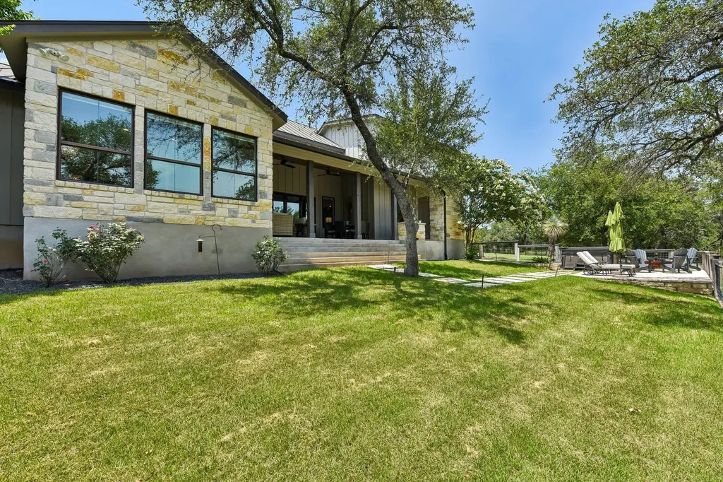 2203 Improver Road Spicewood TX 78669