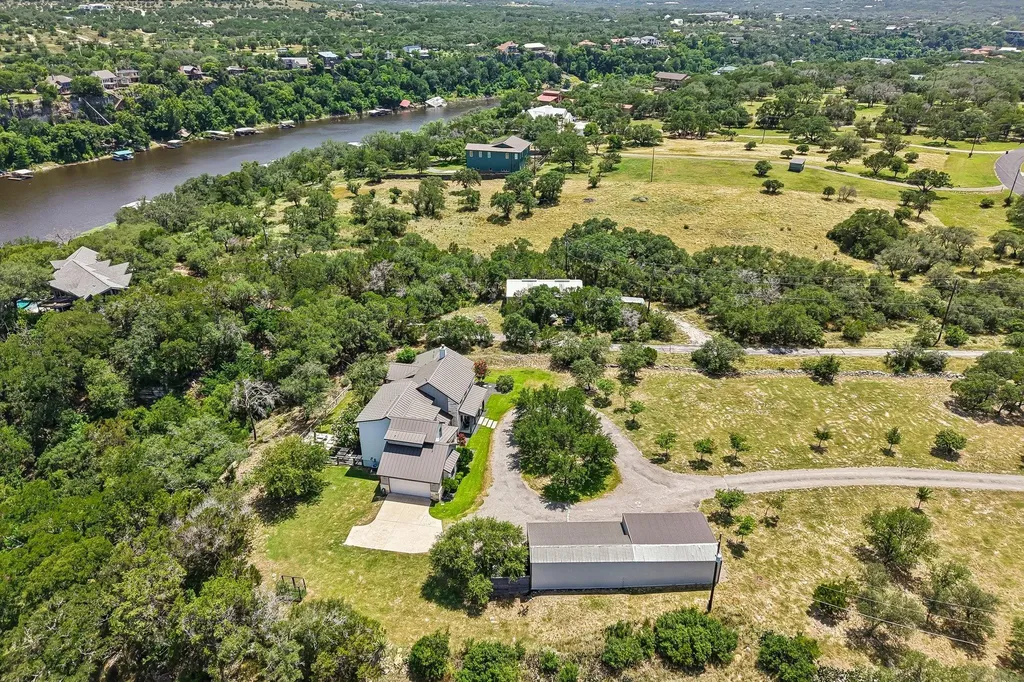 2203 Improver Road Spicewood TX 78669