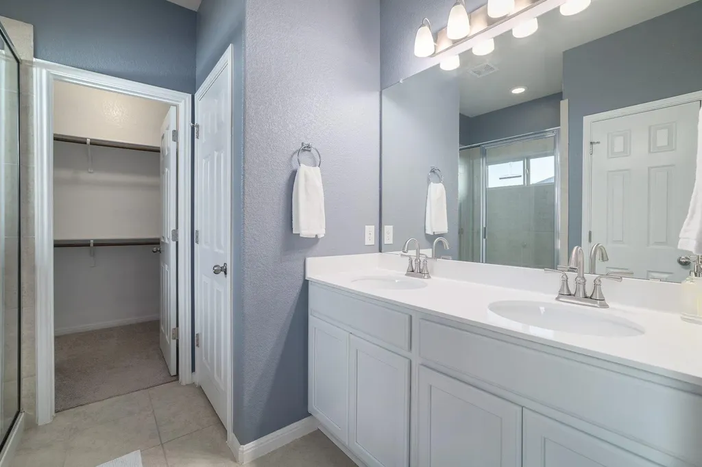 153 Brady Creek Way Leander TX 78641