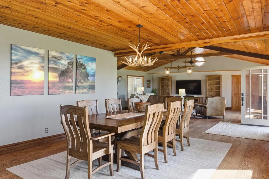 18335 Fm 86 Red Rock TX 78662