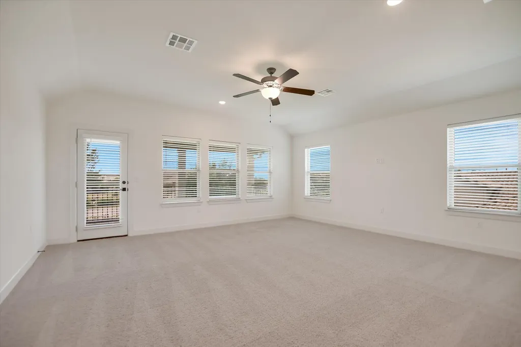 1809 Mazarro Drive Leander TX 78641