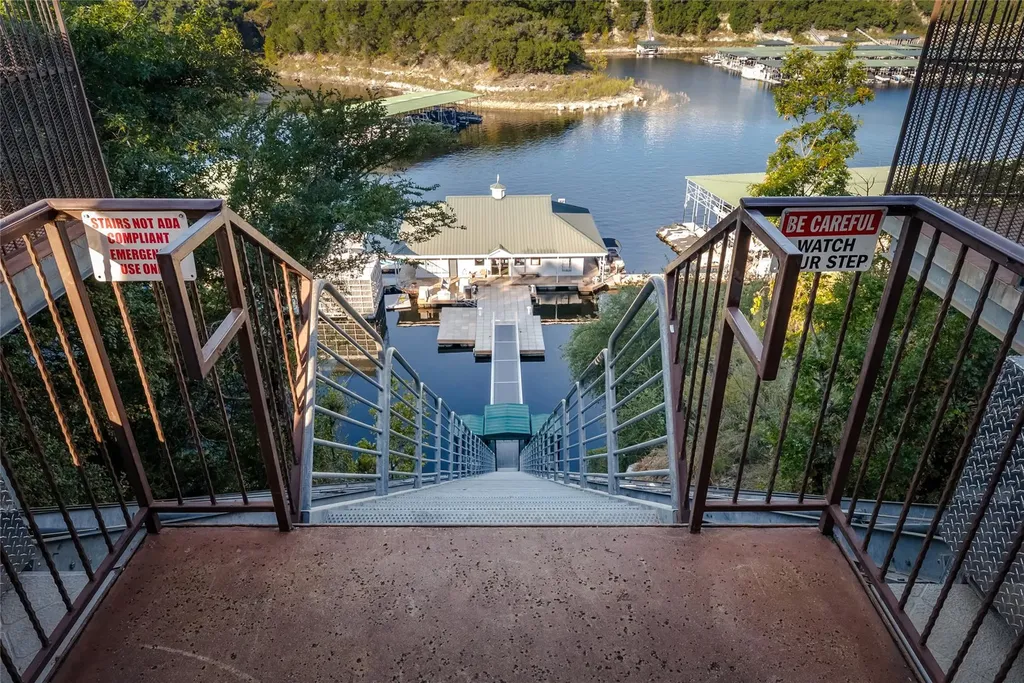 104 Marina View Way Austin TX 78734