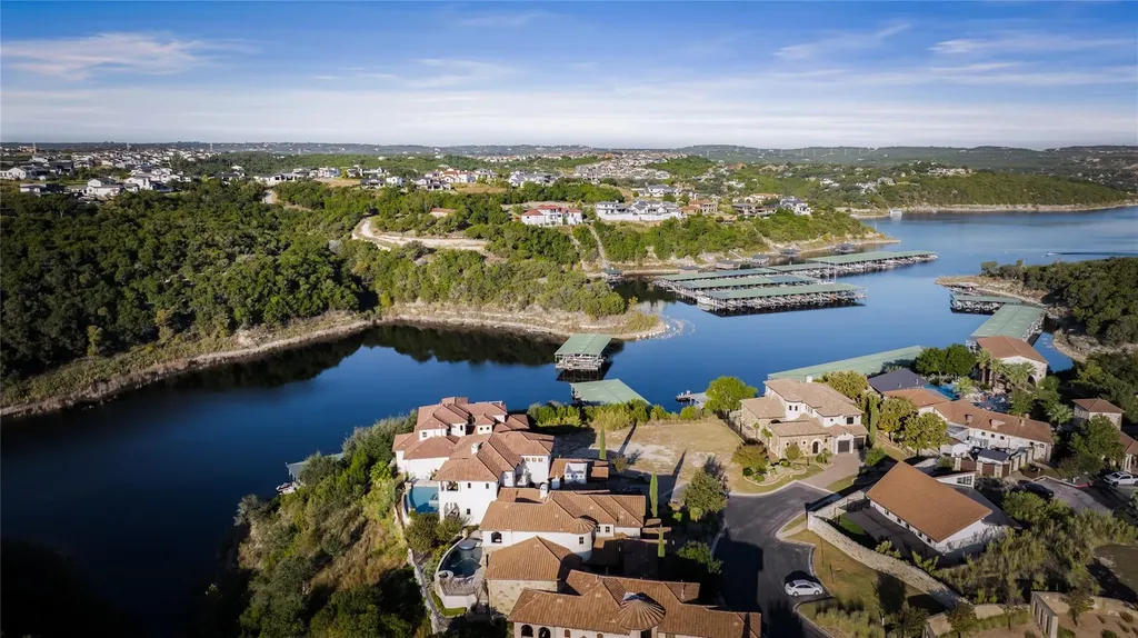 104 Marina View Way Austin TX 78734