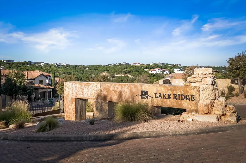 104 Marina View Way Austin TX 78734