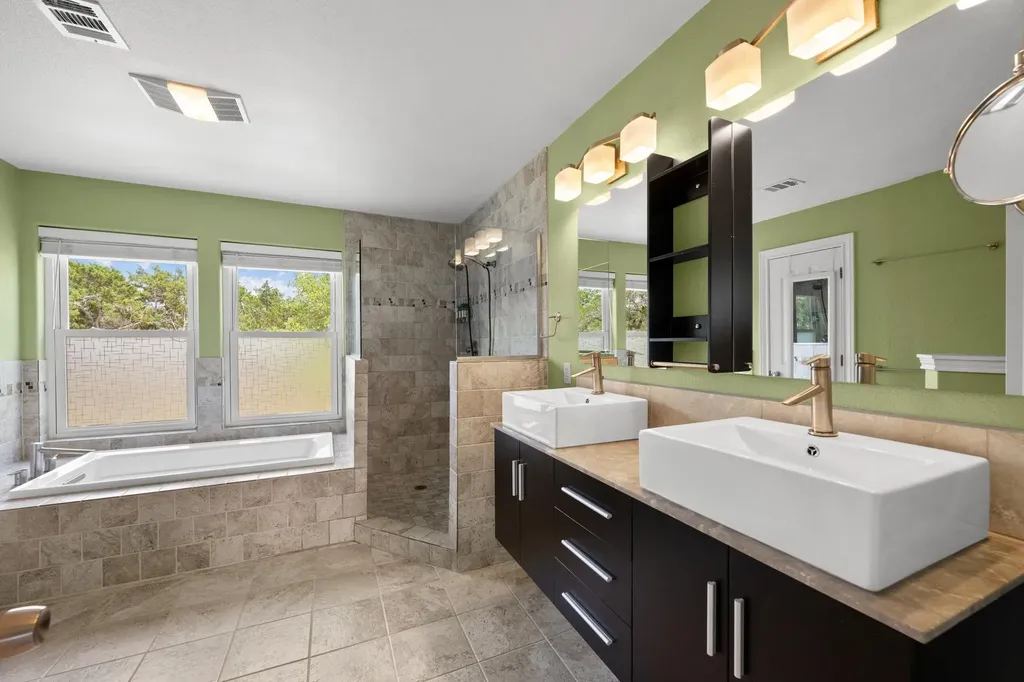 101 Pioneer Trail Dripping Springs TX 78620