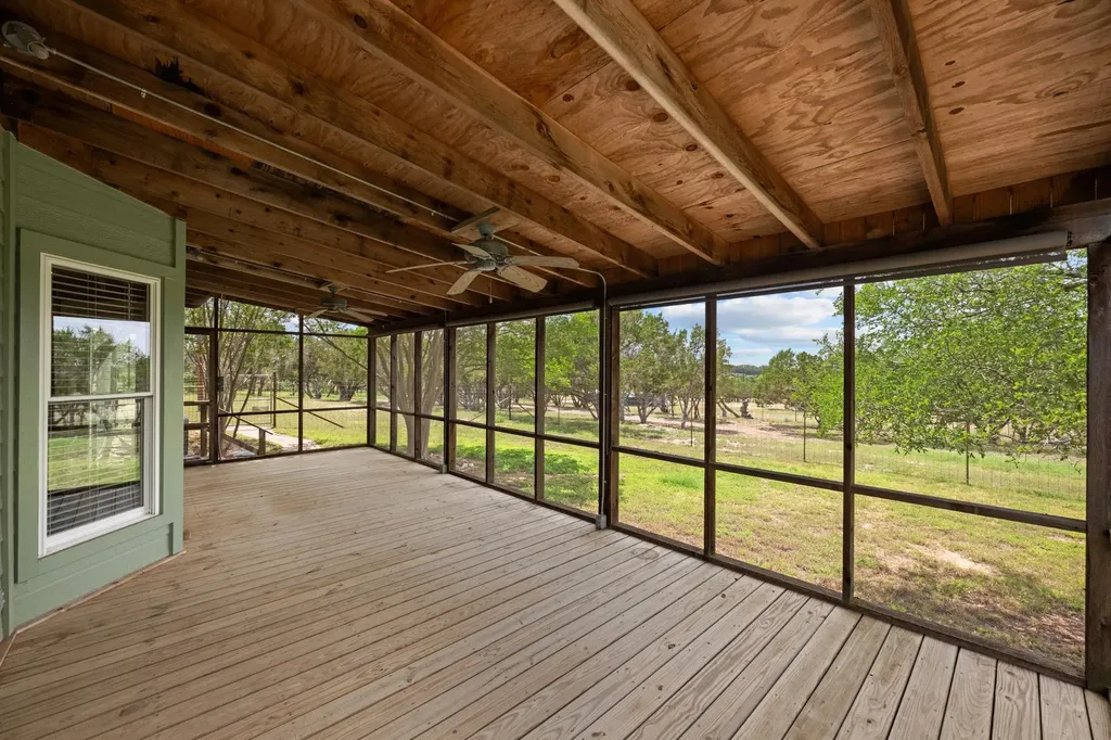 101 Pioneer Trail Dripping Springs TX 78620
