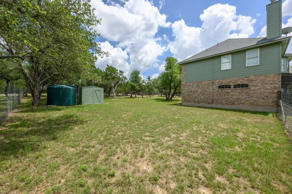 101 Pioneer Trail Dripping Springs TX 78620