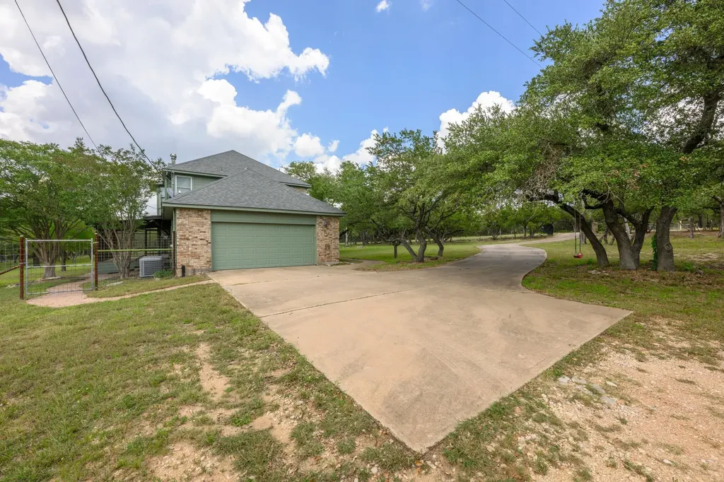101 Pioneer Trail Dripping Springs TX 78620