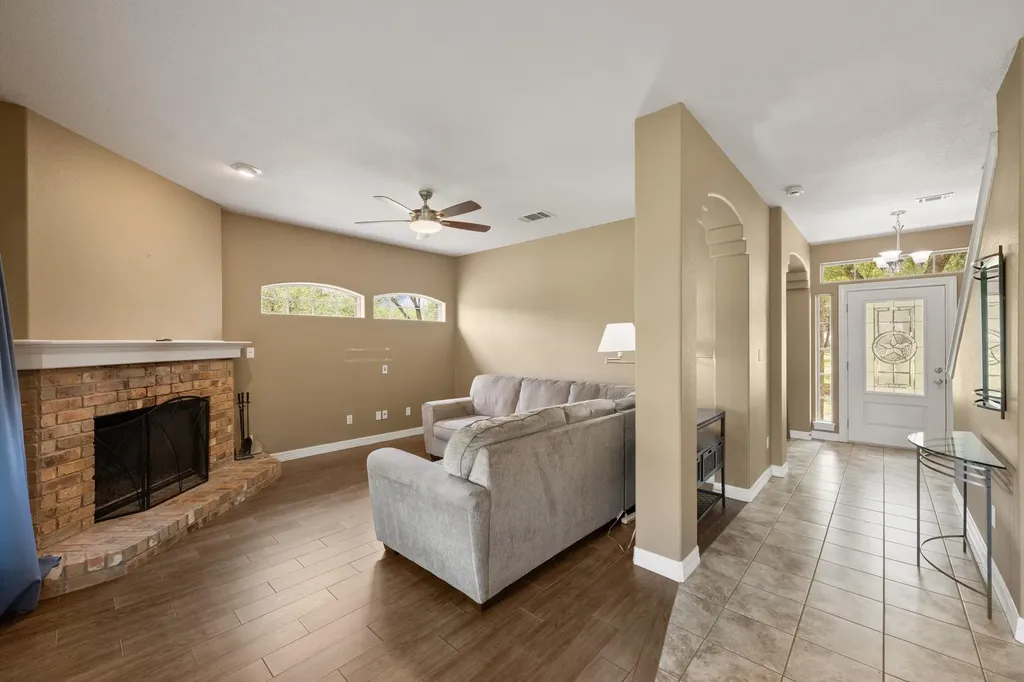 101 Pioneer Trail Dripping Springs TX 78620