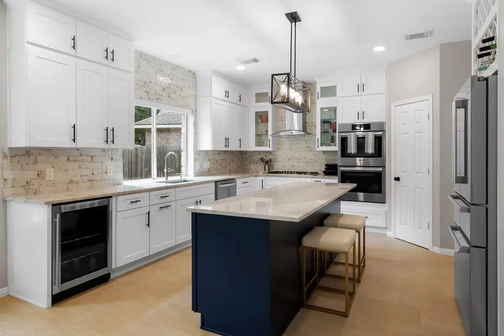 3401 Zebecca Creek Drive Austin TX 78732
