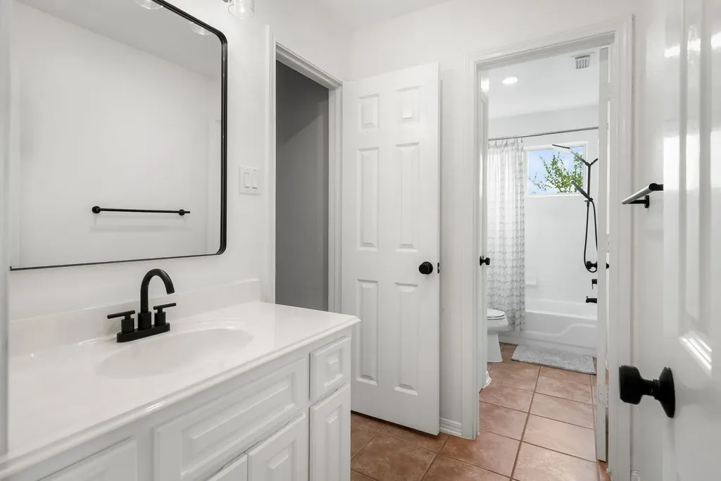 3401 Zebecca Creek Drive Austin TX 78732