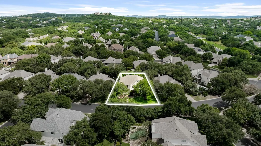 3401 Zebecca Creek Drive Austin TX 78732