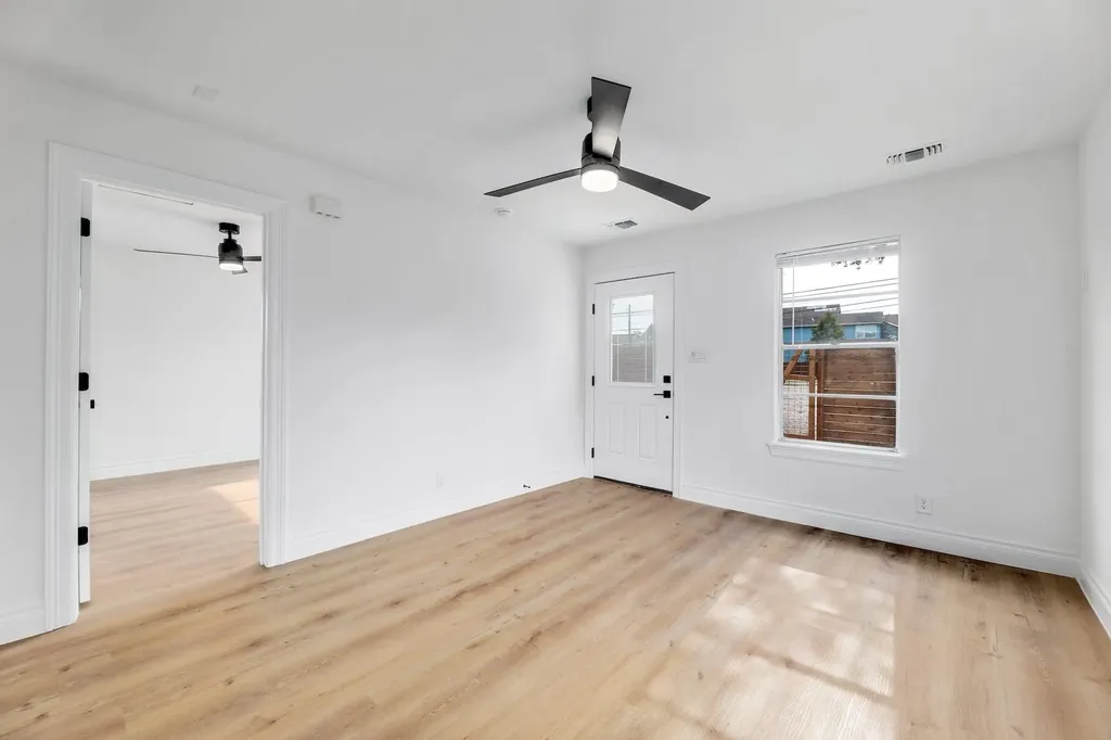 306 W Stassney Lane Austin TX 78745